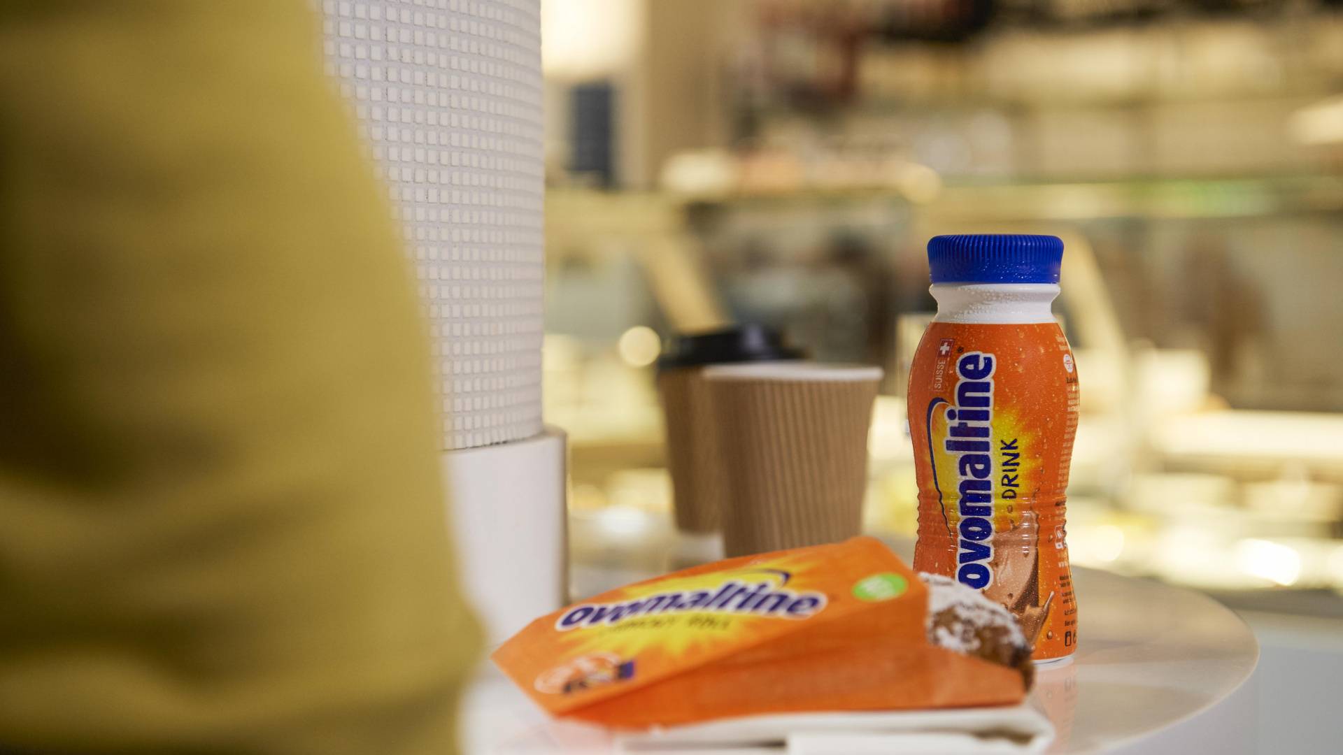 ovomaltine-crunchy-roll-croissant-au-chocolat-ovomaltine-ch